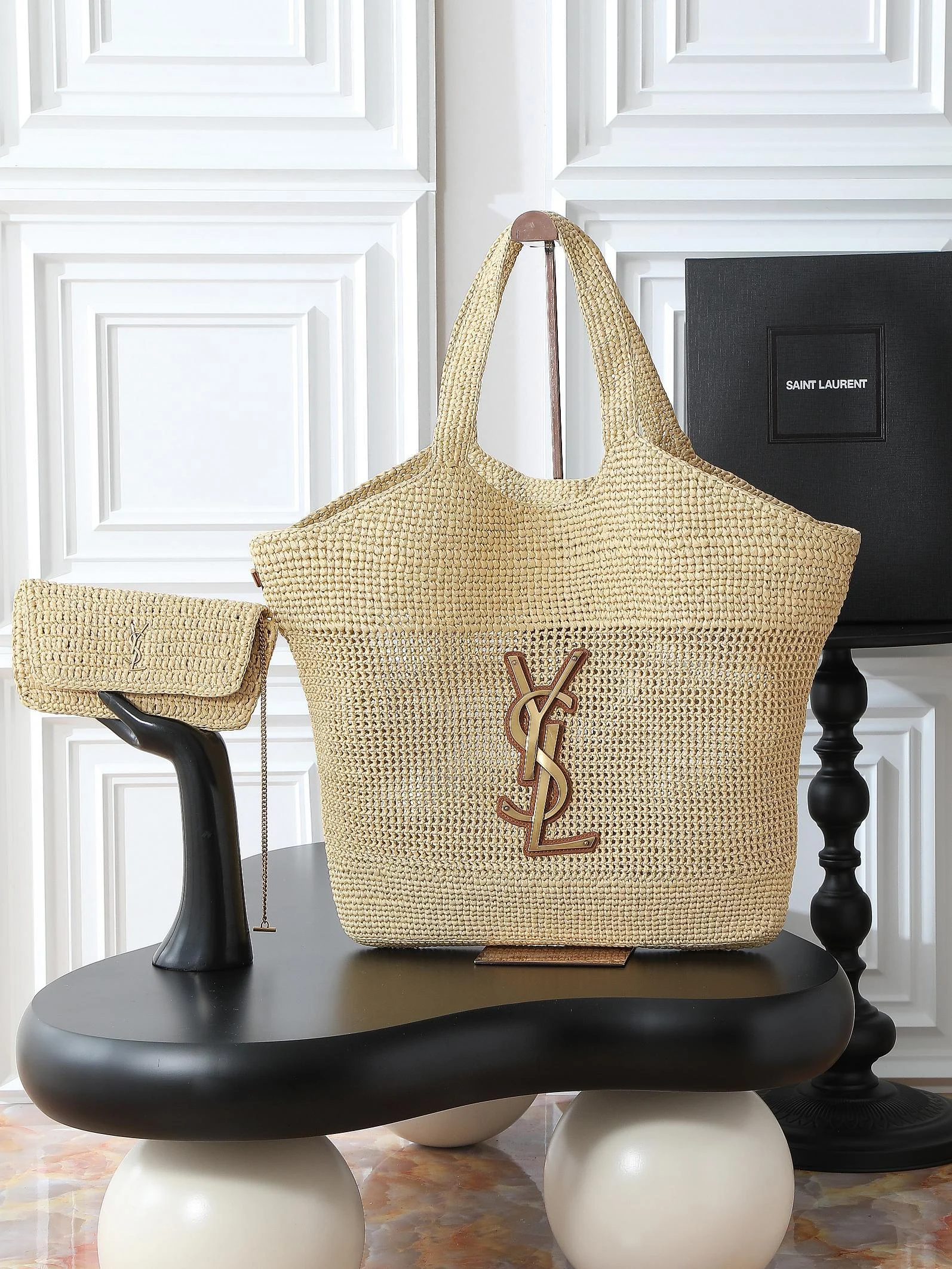 ICARE IN RAFFIA ICARE IN RAFFIA