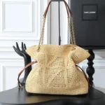 Saint Laurent Jamie Shopping in raffia