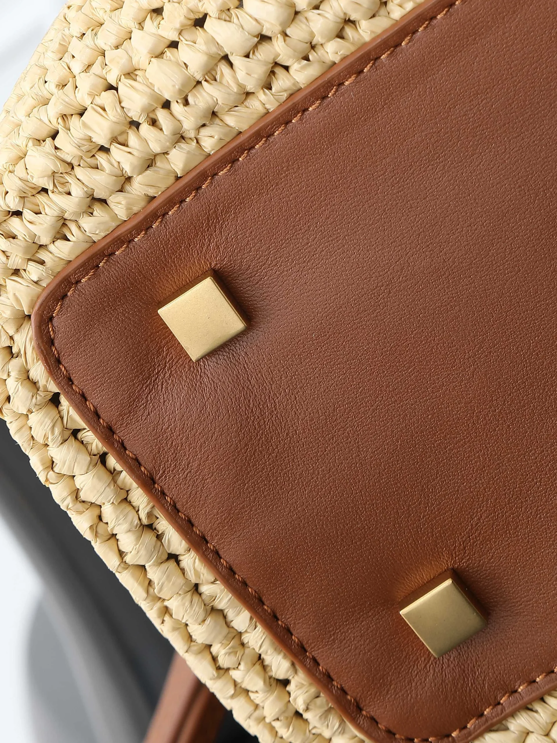 Saint Laurent Jamie Shopping in raffia