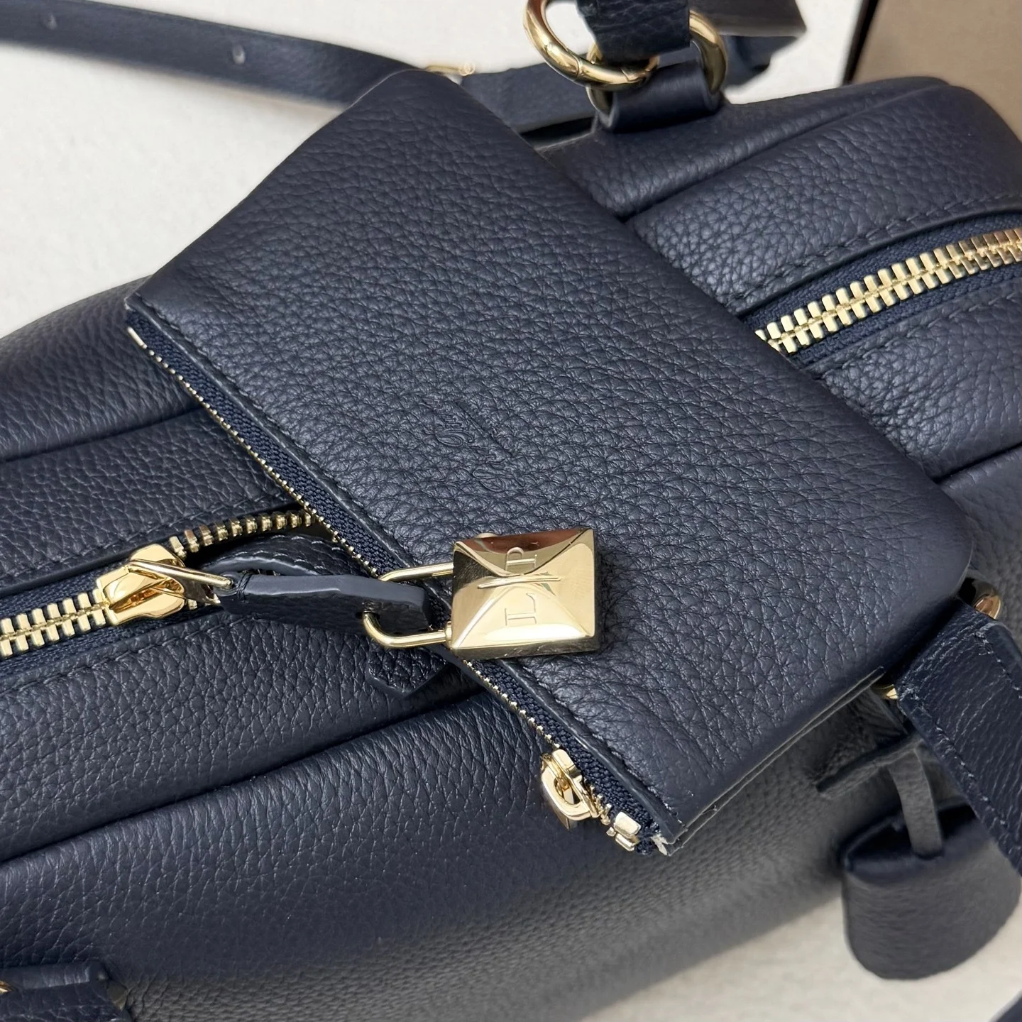 i1761198747118_876_0_7