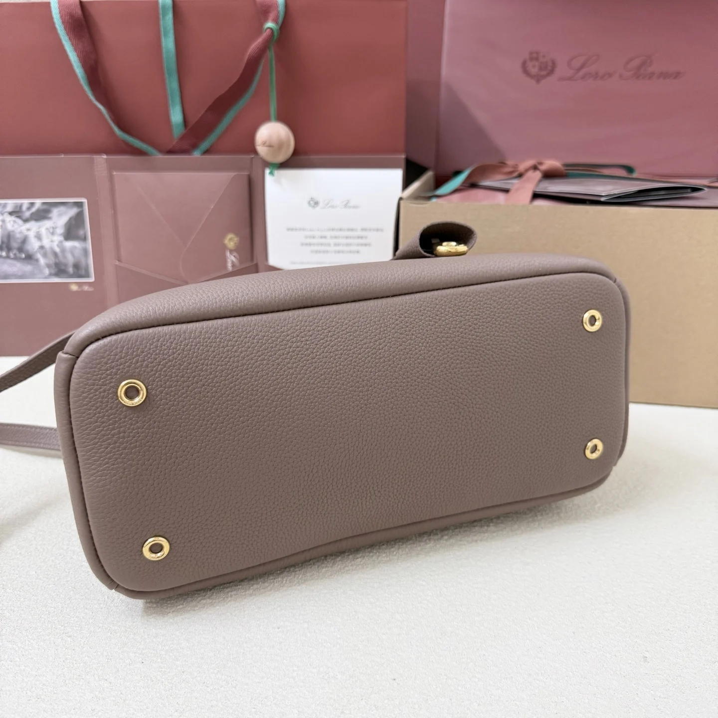 i1763524748857_742_0_2